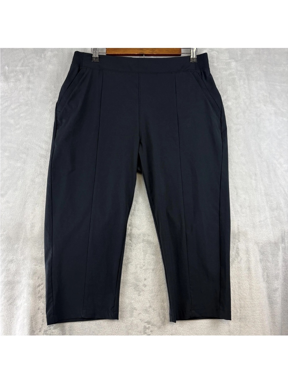 Columbia Sportswear Company PFG Capri Cropped Pants Women's Medium